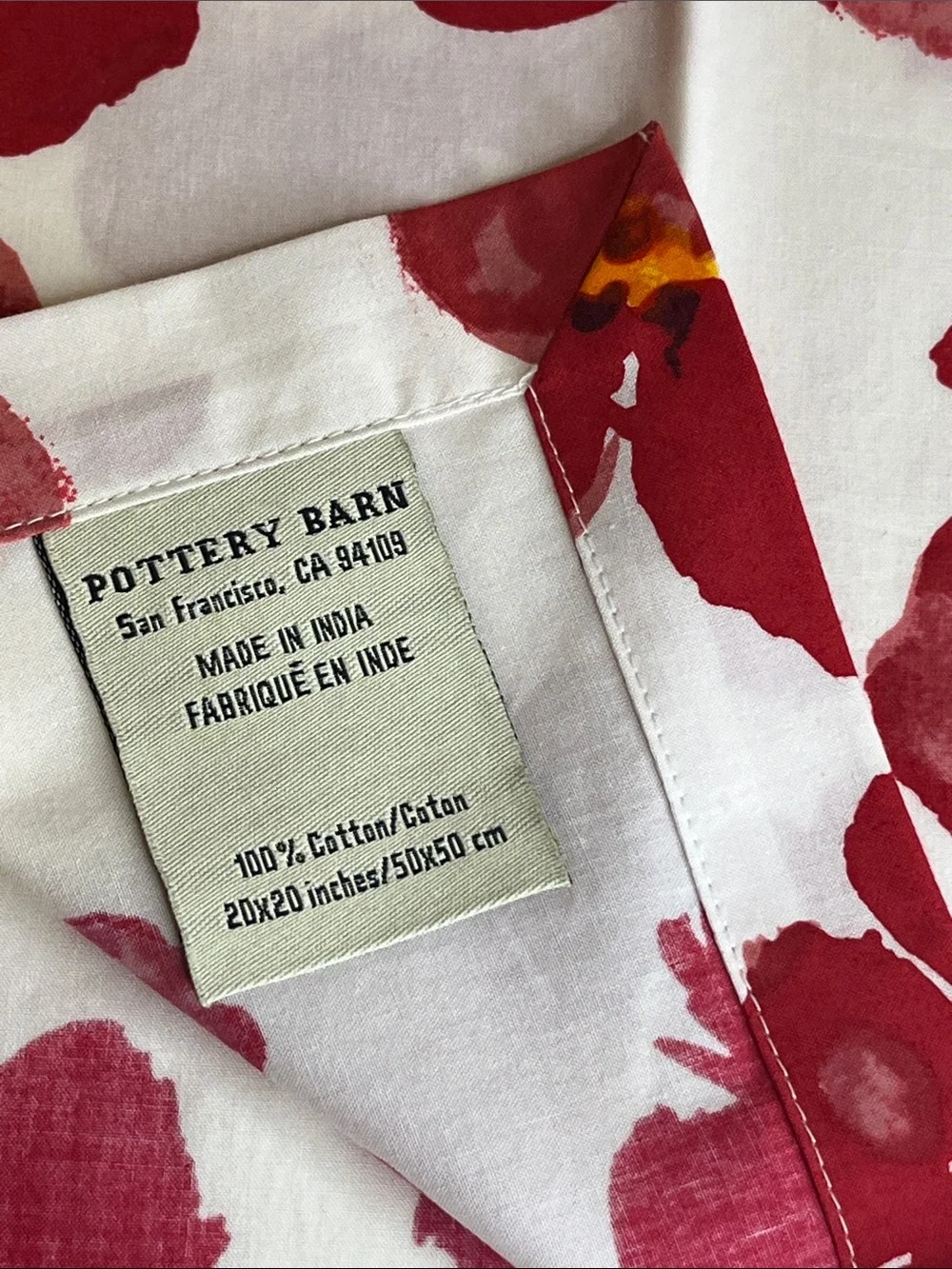 Vintage, Retired, Pottery Barn Set of 4 Vibrant Red Poppy Napkins- 100% Cotton